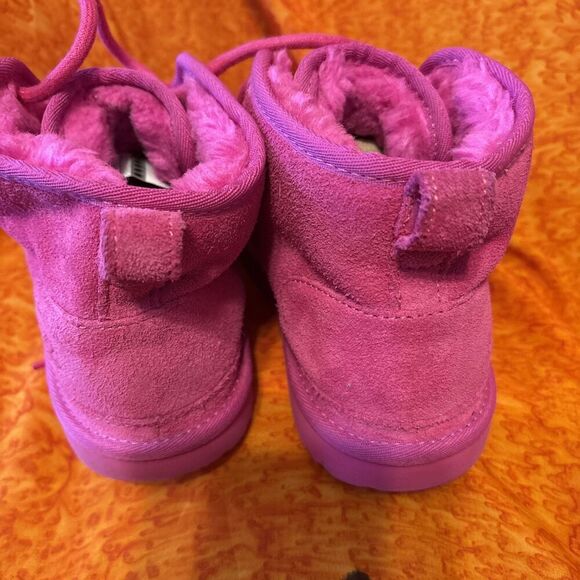 UGG Women's Pink Ankle Boots - Picture 4 of 9